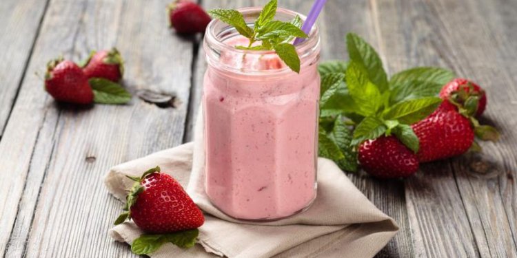 Homemade Strawberry Shakes for