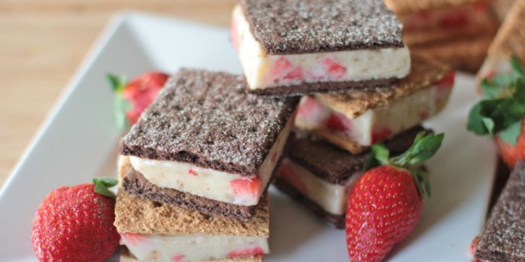 Guiltless Ice Cream Sandwiches