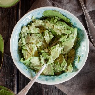 Eat Avocados to cut back abdominal fat